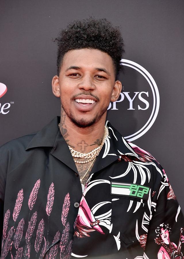 马尔蒂尼预测第19轮：巴萨有望延续辉煌，皇马需走出低谷（马尔蒂尼展望第19轮：巴萨有望续写荣耀，皇马亟待摆脱颓势）