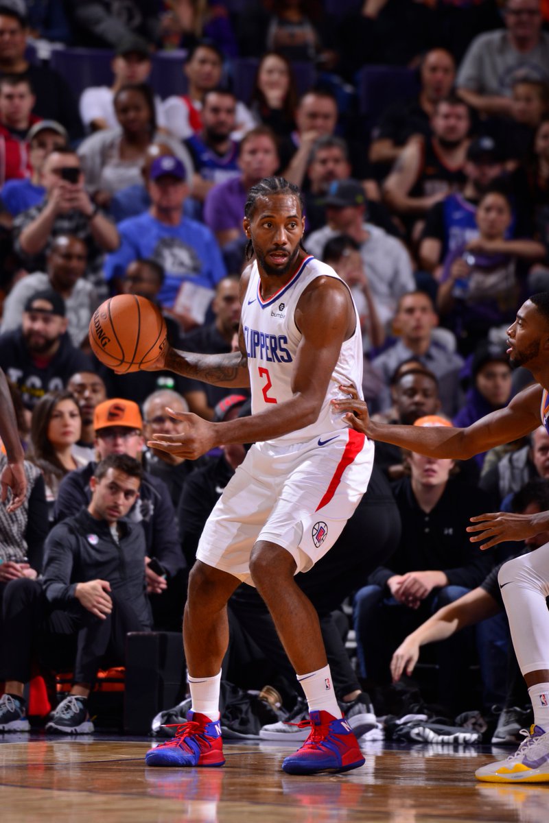 杨氏传奇：27分钟狂飙，独木难支全场最高分（杨氏神话：27分钟暴走，一人扛场拿下全场最高分）