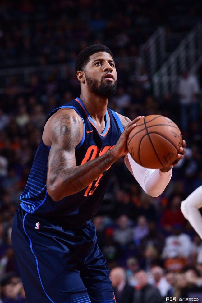 康宁汉姆携杜伦轮番冲击灰熊内线，率活塞开局轰10-4（康宁汉姆、杜伦交替杀伤灰熊内线，活塞开场打出10-4）