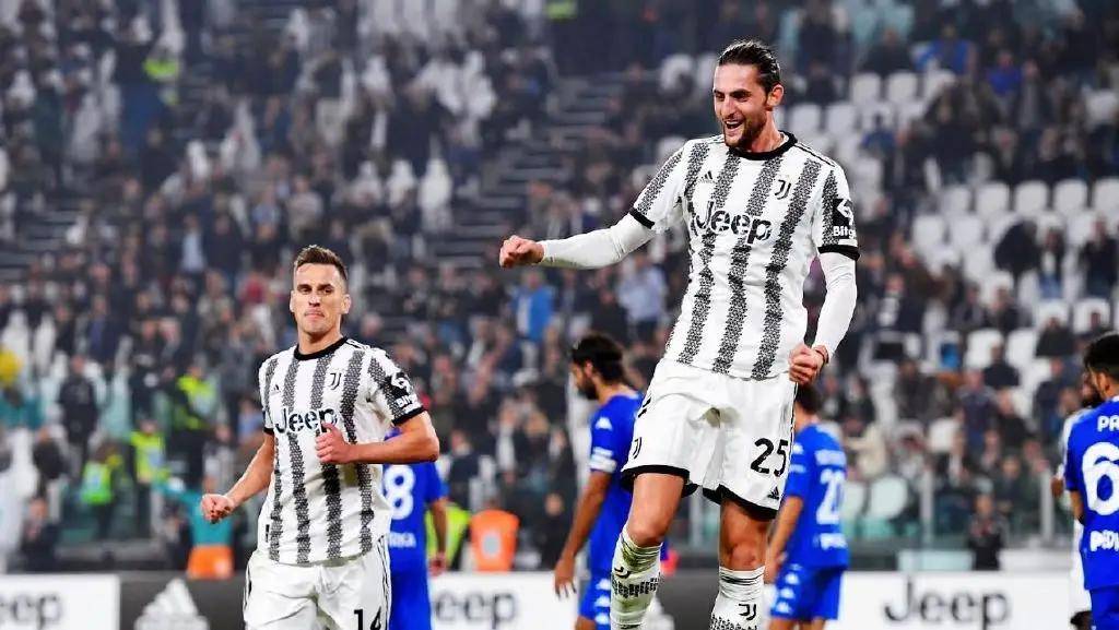 英国机构开狼队新帅赔率：罗杰斯居首，滕哈格紧随其后（英国机构公布狼队新帅赔率：罗杰斯领跑，滕哈格位居次席）