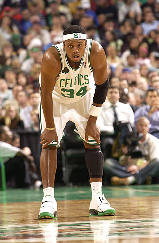 塞维利亚主帅：我问裁判为什么给我黄牌，他马上给了我第二张（塞维利亚主帅：刚问黄牌原因，裁判随即再出一张）