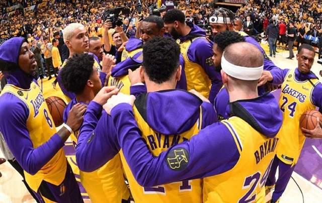 杨瀚森的突破瞬间：顶开对手，展现非凡实力（杨瀚森的高光突破：顶开对手，实力尽显）