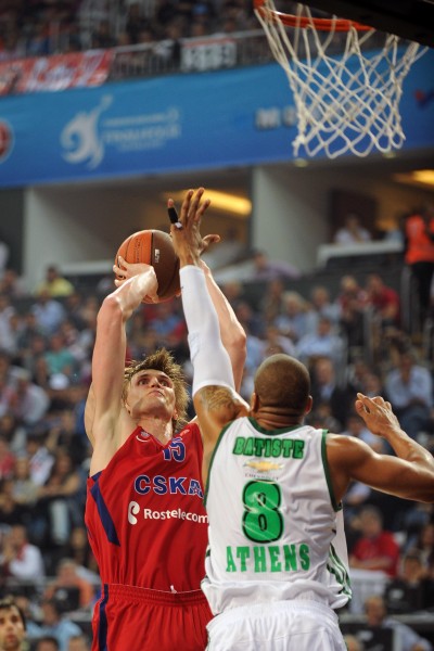 澳超战报：马丹哈飞踹直红，珀斯光荣0-1十人阿德莱德（澳超综述：马丹哈飞铲染红，十人阿德莱德1-0力克珀斯光荣）