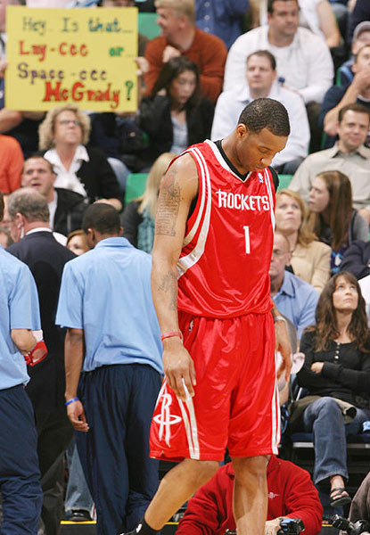 三杀雷霆！福克斯29分，文班19+11，马刺客场八连胜（三度击败雷霆！福克斯29分、文班19+11，马刺客场豪取八连胜）