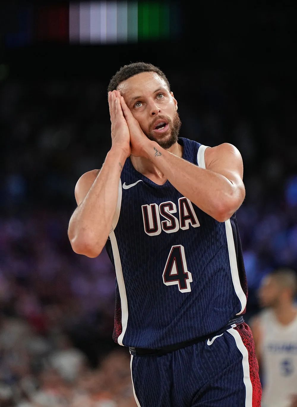 帕拉迪诺：我们和蓝军目前欧冠都是10分，明天我们会全力一搏（帕拉迪诺：与蓝军欧冠同为10分，明天我们将全力以赴）