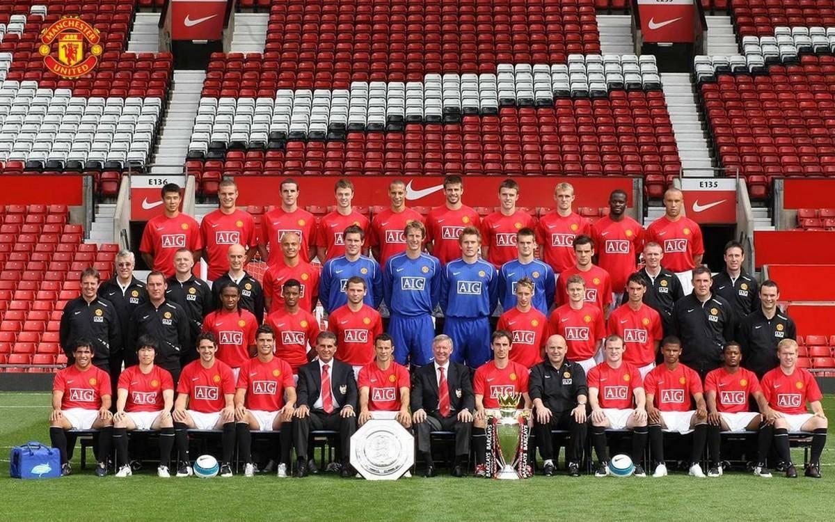 英联杯前瞻：曼城面临多线作战困扰，小蜜蜂曾赛季双杀蓝月（英联杯前瞻：曼城多线征战承压，小蜜蜂曾赛季双杀蓝月）