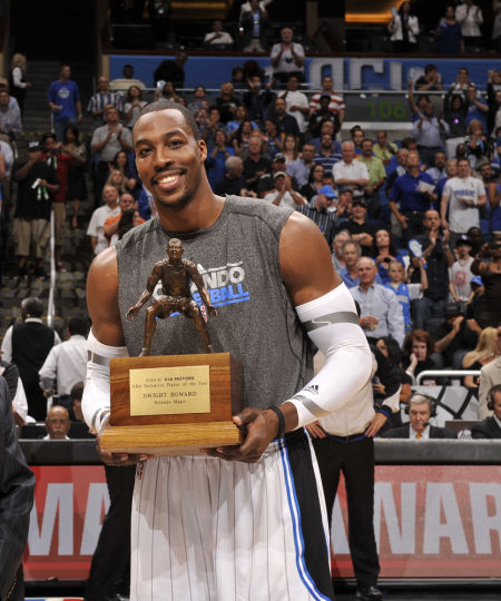 阿斯：西足协主席介入亚马尔事件；国家队和巴萨队医关系不睦（阿斯：西足协主席出面处理亚马尔风波，国家队与巴萨队医关系紧张）