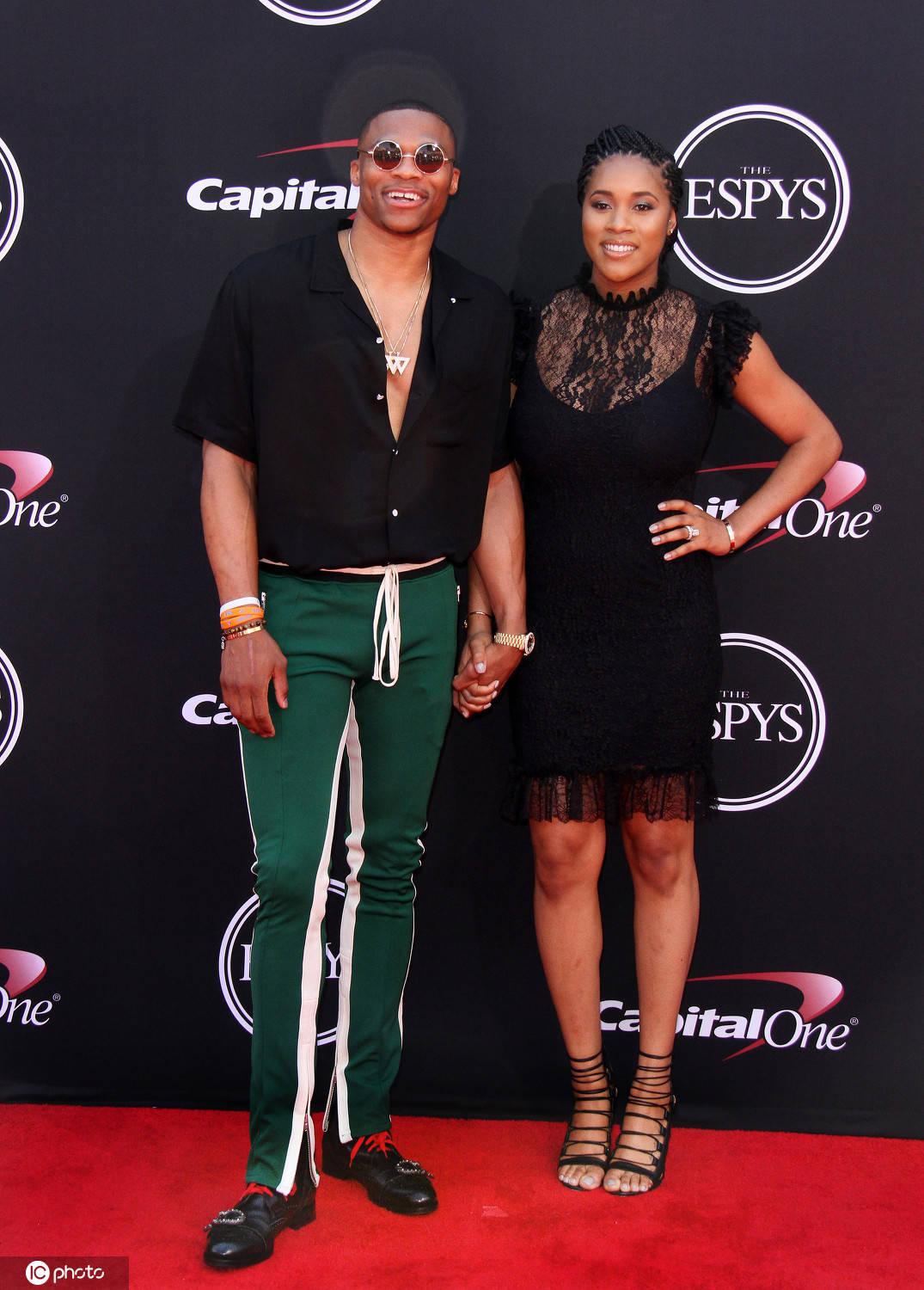 【CBA俱乐部杯】广东队晋级八强，杜锋：“我们磨合得越来越好”（CBA俱乐部杯：广东队挺进八强，杜锋称球队磨合渐入佳境）