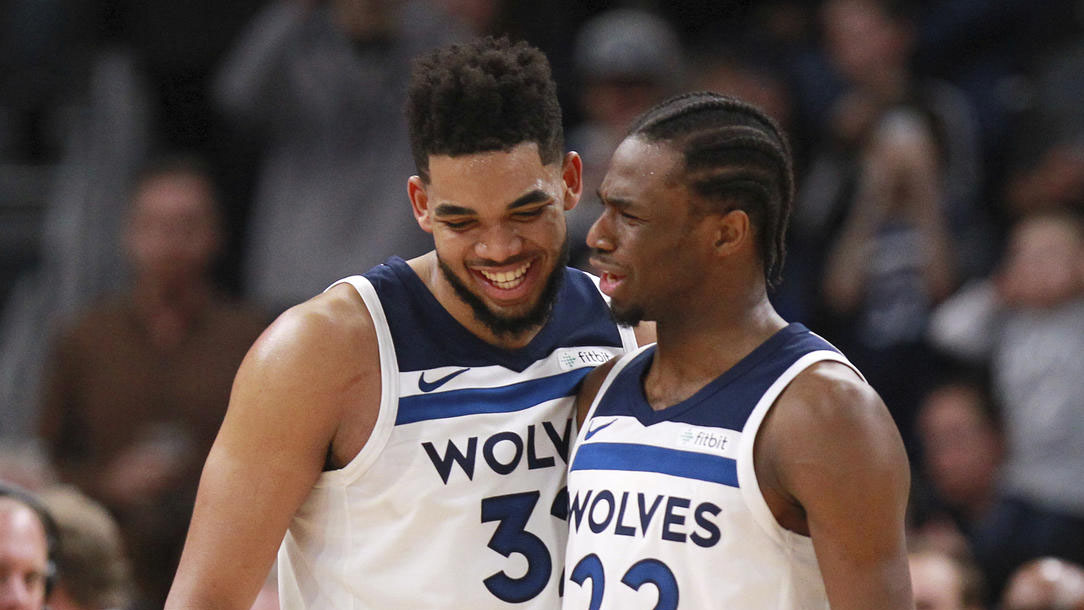 足球报曝中超某俱乐部欠税过亿，评论区画风突变：先查查调节费去哪了（足球报称中超某队欠税逾亿元，评论区风向突变：先查清调节费去向）